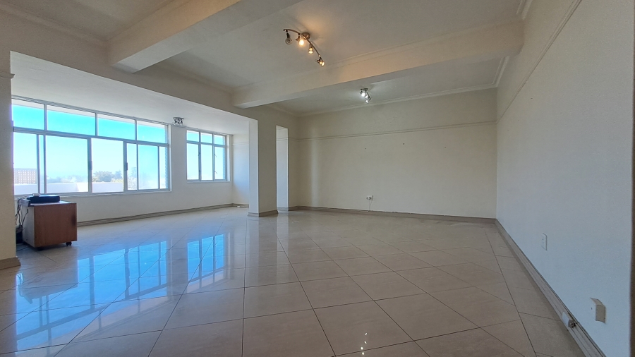 To Let 2 Bedroom Property for Rent in Summerstrand Eastern Cape